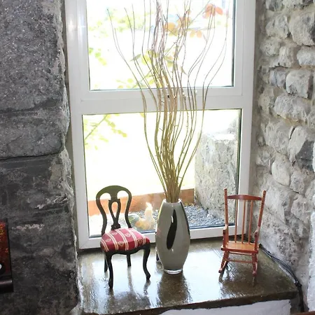 1844 Seascape Is Located On The Wild Atlantic Way * Fanore