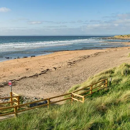 1844 Seascape Is Located On The Wild Atlantic Way