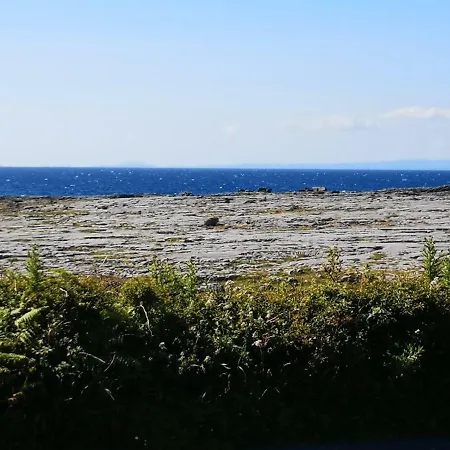 1844 Seascape Is Located On The Wild Atlantic Way *