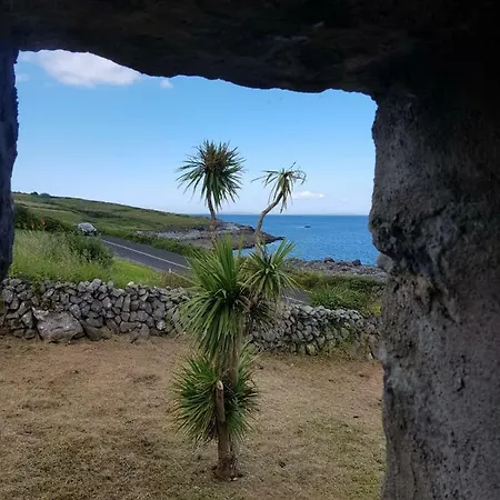 Holiday home 1844 Seascape Is Located On The Wild Atlantic Way *