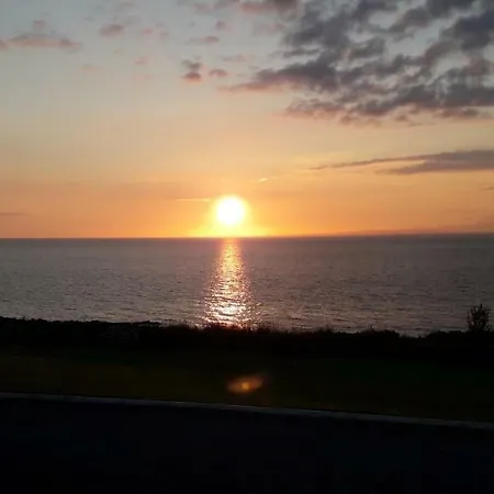 1844 Seascape Is Located On The Wild Atlantic Way Holiday home *