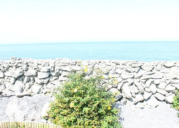 1844 Seascape Is Located On The Wild Atlantic Way Ferienhaus