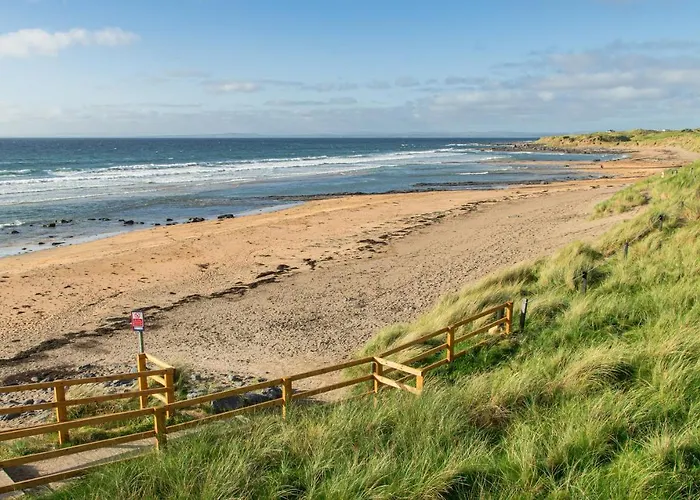 1844 Seascape Is Located On The Wild Atlantic Way