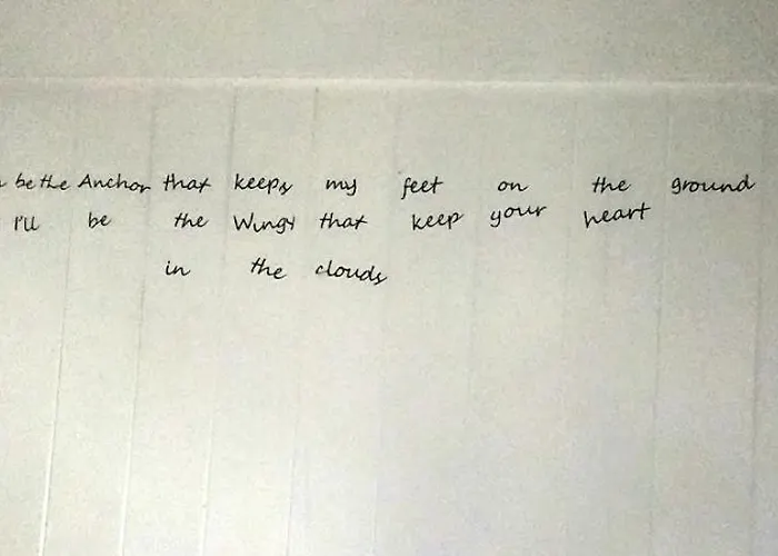 1844 Seascape Is Located On The Wild Atlantic Way *